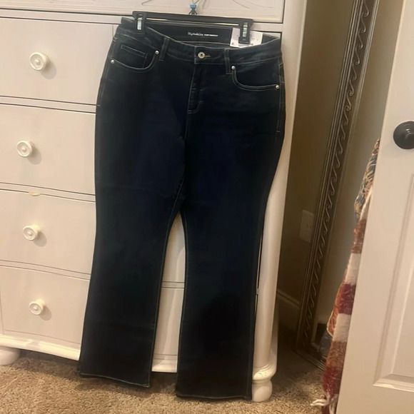 Style & Co Bootcut Blue Jeans. NWT. Size 12 Curvy fit. - Picture 1 of 3